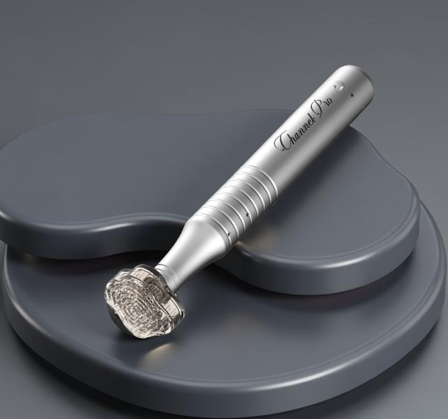 No.1 Microchanneling Pen, Microneedling, MTS, beauty device for professional aesthetic shops and med spas. Skin rejuvenation, wrinkles & finelines care and melasma & hyperpigmentation care