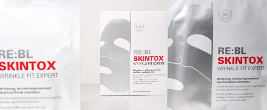 Rebloom Skintox Wrinkle Fit Expert_whitening, wrinkle mask (27g * 5sheets) Whitening, wrinkle improvement dual functional cosmetics, Hydrogel Mask #brigtheningmask #liftingmask #skinvitalityboost #collagenpack SkinTox Wrinkle Fit Expert  (Hydrogel Mask) Skintox wrinkle fit expert mask is formulated with PDRN and low-molecular collagen to help nourish the skin. It adheres seamlessly without lifting, helping improve elasticity and promote firmer-looking skin. Rebloom Skintox Wrinkle Fit Expert_whitening, wrinkle mask (27g * 5sheets) Features * Upgraded with a high-concentration formula * Dual-functional: Brightening & Wrinkle Care * Contains patented antioxidant & brightening ingredients * Formulated with 4 firming solution ingredients * Infused with 5 moisturizing & soothing ingredients * High-concentration ampoule formula (non-mesh type) * Becomes more transparent as it absorbs into the skin with skin temperature Visible, powerful absorption performance Rebloom Skintox Wrinkle Fit Expert_whitening, wrinkle mask Ingredients: Water, Glycerin, Niacinamide, Acrylates Copolymer, Butylene Glycol, Cellulose Gum, Xanthan Gum, Carrageenan, Carob Gum, Hexylene Glycol, Locust Bean Gum, Sodium Polyacrylate, Pentylene Glycol, Pinus Densiflora Leaf Extract, Potassium Chloride, Sucrose, Hydroxyacetophenone, Allantoin, Propanediol, Polyglyceryl-10 Laurate, Calcium Lactate, Menthoxypropanediol, Illicium Verum (Anise) Extract, Dipotassium Glycyrrhizate, 1,2-Hexanediol, Adenosine, Ethylhexylglycerin, Disodium EDTA, Caprylyl Glycol, Betaine, Glutathione, Sodium DNA, Matricaria Flower Extract, Freesia Extract, Lavender Flower Extract, Bergamot Leaf Extract, Rosemary Leaf Extract, Peppermint Leaf Extract, Collagen Extract, Acetyl Hexapeptide-8