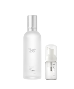 Laperi Moisture Fairy Toner 480ml / 130ml + Free bubble toner bottle Laperi is a professional aesthetic skincare brand that captures the safe, stable, pure, and harmless energy of nature. Elevate your skin’s natural power with Laperi’s professional skincare solutions. Laperi Moisture Fairy Toner 480ml / 130ml + Free 30ml empty bubble toner bottle A highly moisturizing bubble toner containing 10-fold hyaluronic acid and fresh Centella Asiatica extract. The soft foam non-irritatingly calms the skin and deeply hydrates layer by layer, perfect for sensitive skin care. Soft, airy bubbles melt gently into the skin. Quickly calming and soothing even the most sensitive skin This product can be used as both watery type toner and bubble toner Ingredients Purified water, seawater, propanediol, 1,2-hexanediol, silver grass extract, trehalose, propolis extract, Glycine soja (soybean) sprout extract, Ziziphus jujuba (jojoba) seed extract, Centella asiatica flower oil, Salvia oil, camellia oil, betaine, C12-14 pareth-12, butylene glycol, sodium stearate, citric acid, disodium EDTA, dimethylsilanol hyaluronate, hydrolyzed sodium hyaluronate, hydrolyzed hyaluronic acid, sodium hyaluronate crosspolymer, hydroxypropyltrimonium hyaluronate, sodium acetylated hyaluronate, sodium hyaluronate dimethylsilanol, ethylhexylglycerin, citronellol, geraniol, linalool